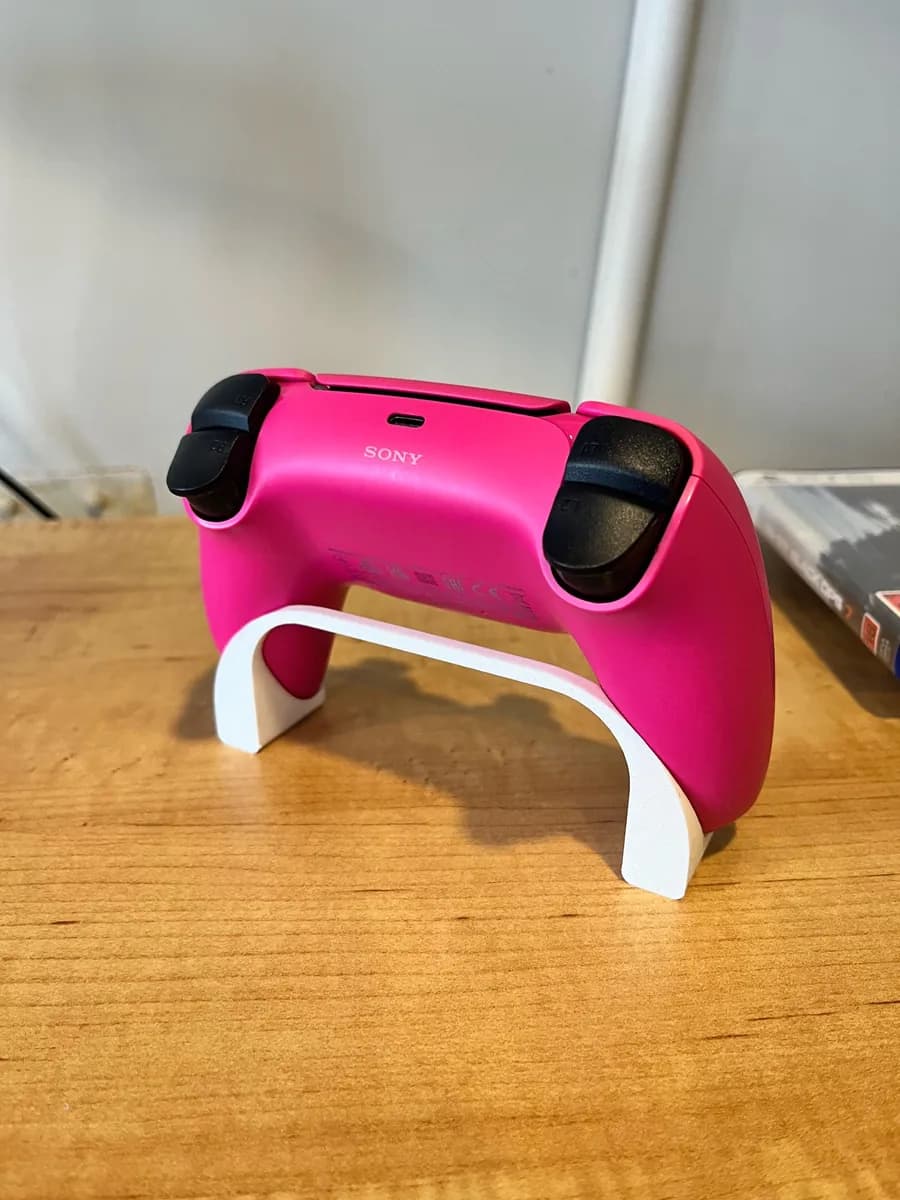 Hasil cetak Invisible PS5 Controller Holder Minimalist oleh Bentleyfam
