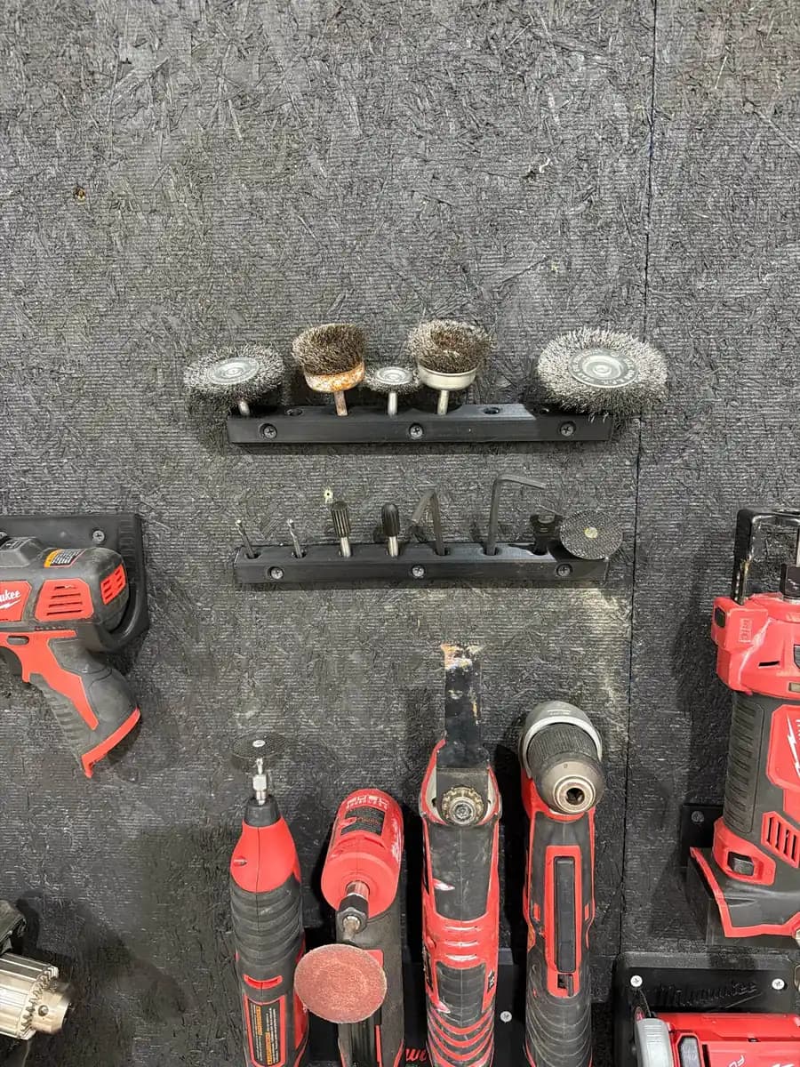 Hasil cetak Router Bit Holder - Wall Mounted oleh user_868866022