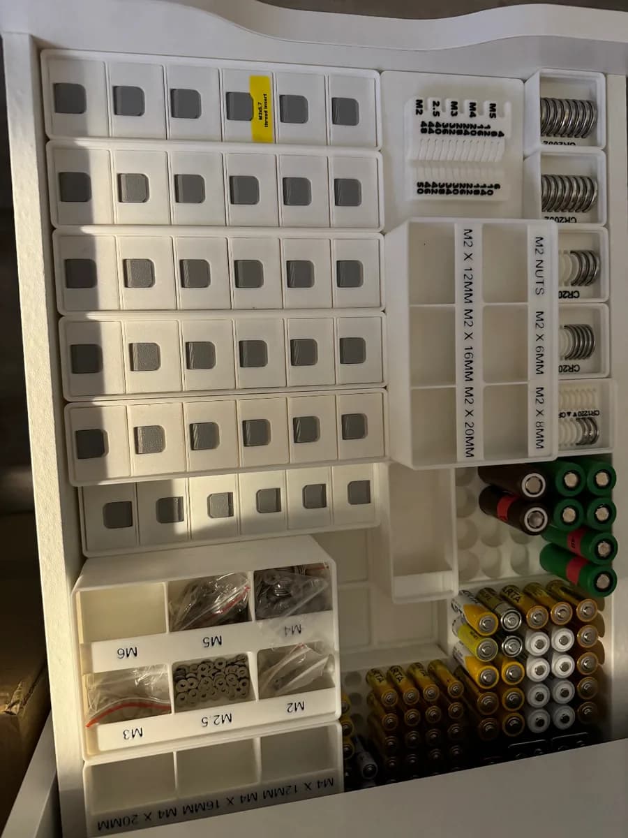 Hasil cetak Slim Gridfinity Base for Ikea Alex Drawer oleh donkartats