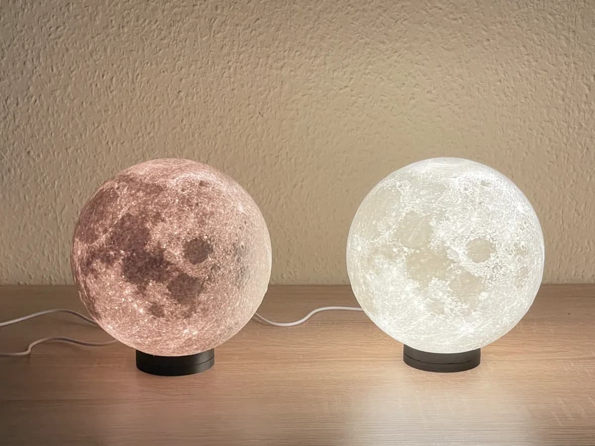 Hasil cetak Moon Globe for LED Lamp 001 oleh schiko