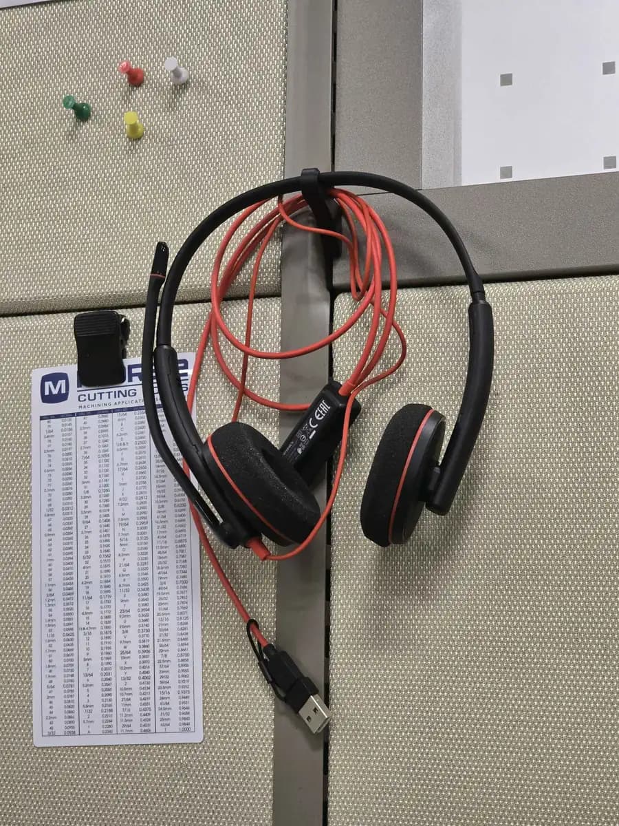 Hasil cetak Cubicle Wall Hook oleh E_10
