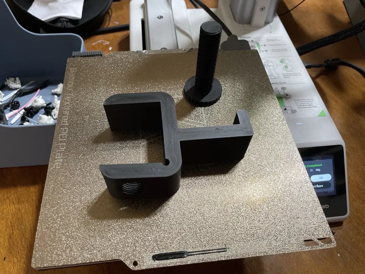 Hasil cetak Headphone side desk stand oleh jkenzer