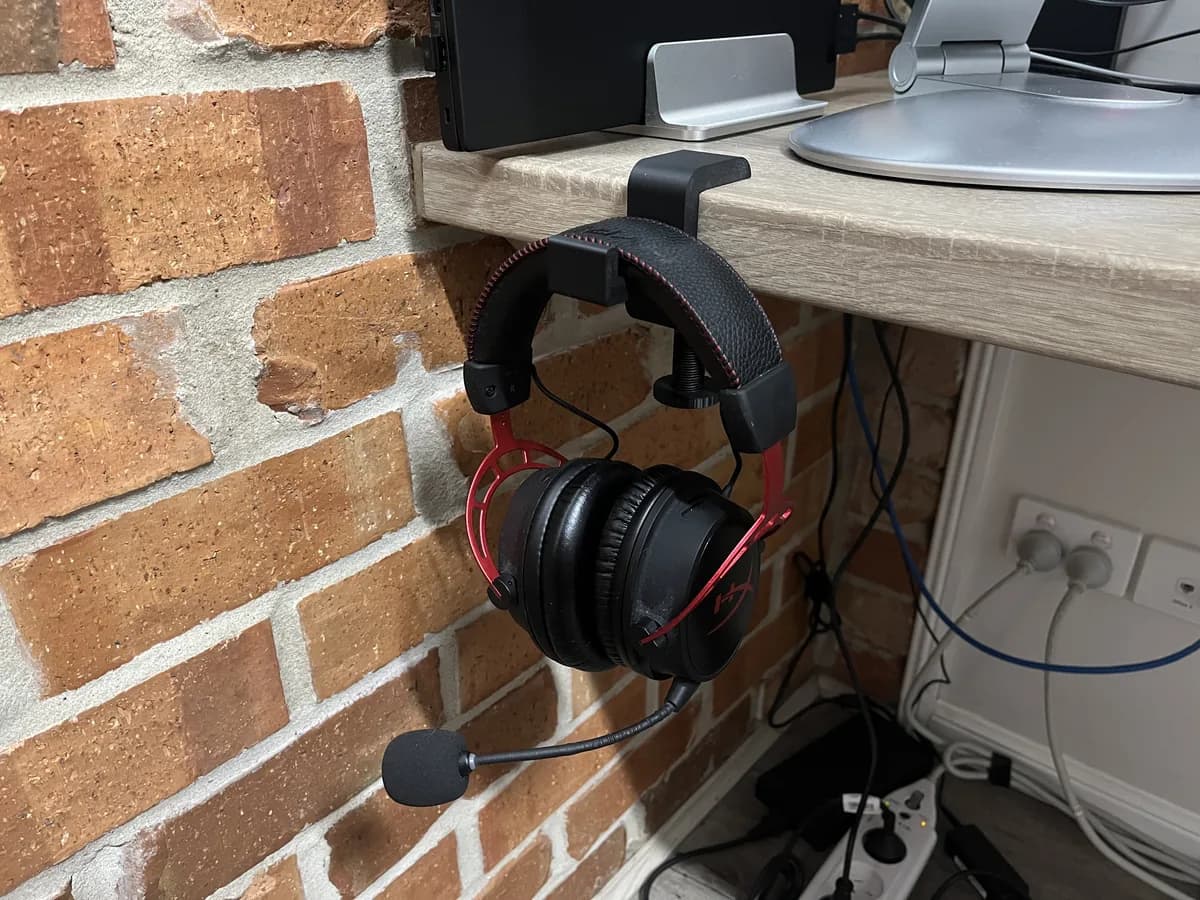 Hasil cetak Headphone side desk stand oleh L0max