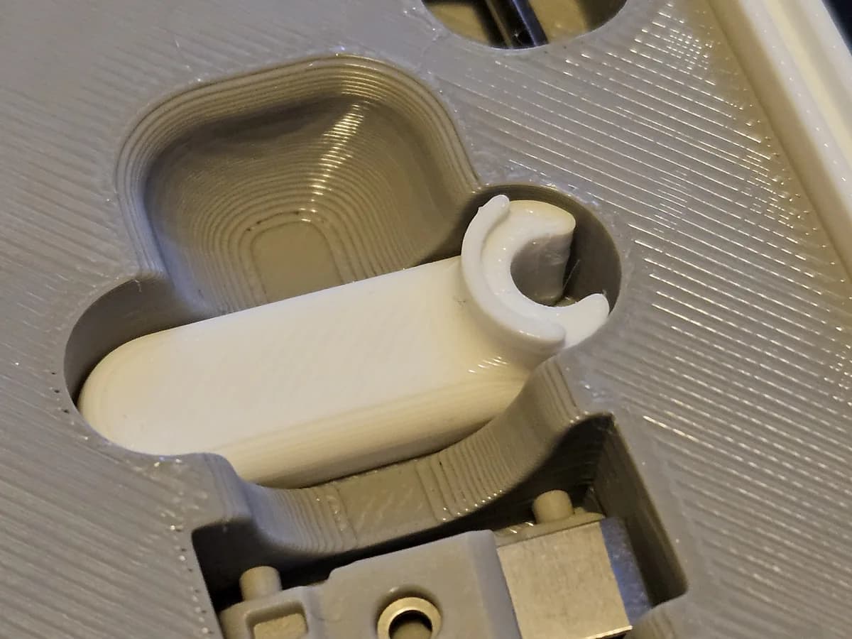 Hasil cetak PTFE Tube Remover V2.2 for the A1 oleh MyopicRogue